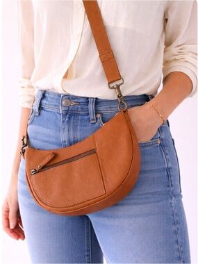 SPIKES & SPARROW Leather Front Pocket Crossbody bag Purse Brown Adjustable Strap